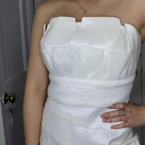 White Miss Anne dress - Picture 3 of 3